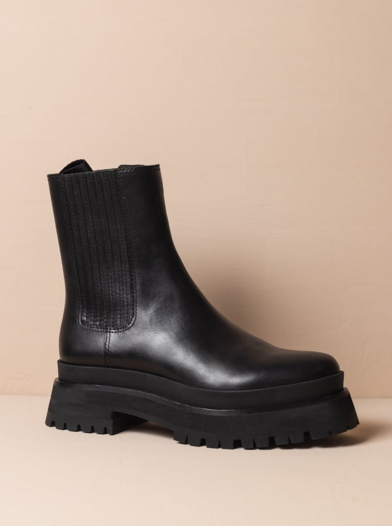Lug Sole Platform Boot - Black Leather 41