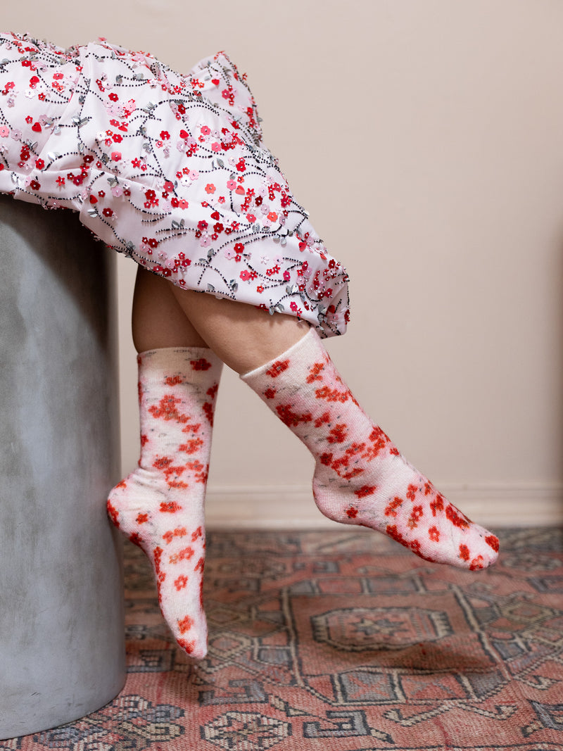 Small Flower Socks in Pink