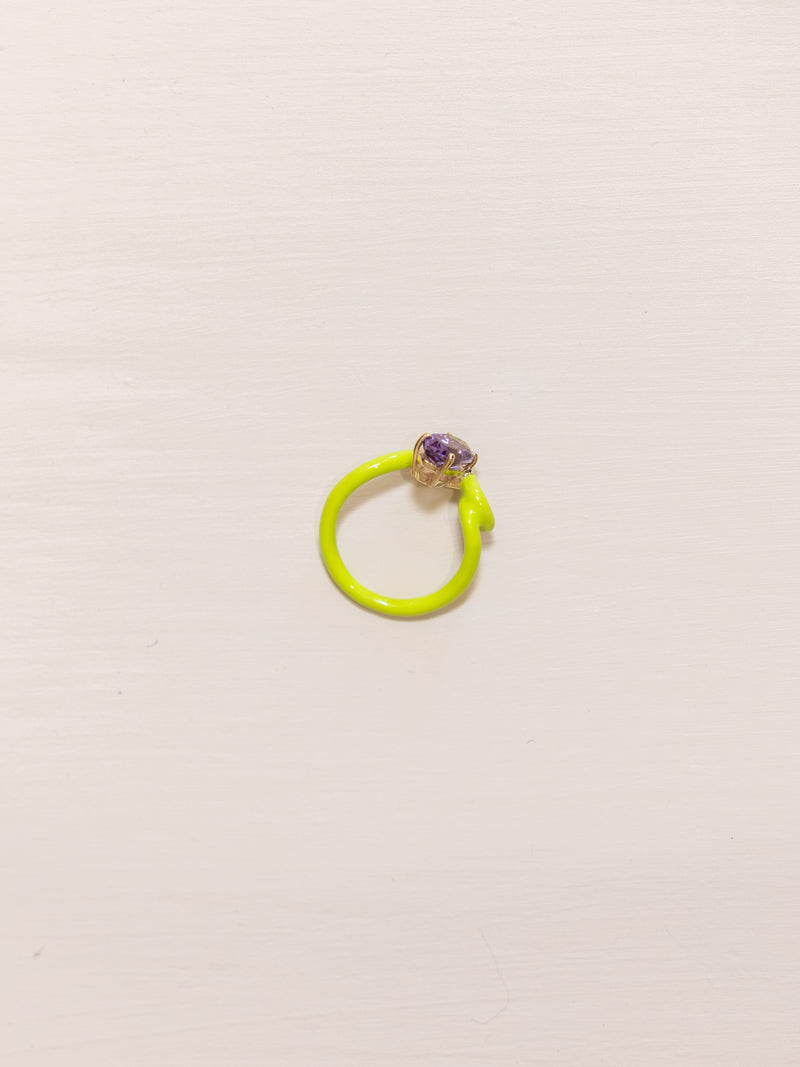 Oval Vine Ring in Lime