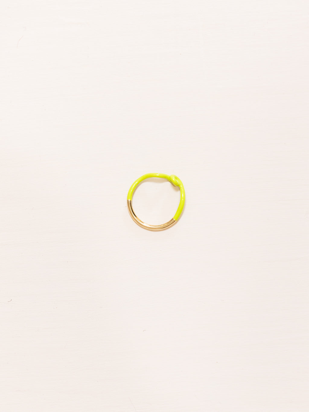 Wave Ring in Lime