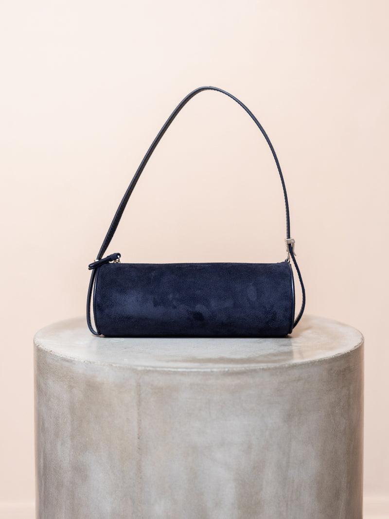 Silo Bag in Kid Suede